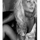 Flirty Chantal from Palm Beach Wants to Swap Naughty Pics! π